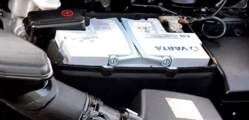 Die im Hyundai ix35 2013 1.7 crdi diesel eingebaute Batterie